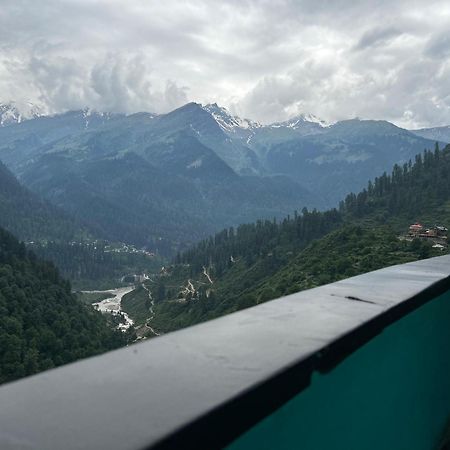 Aman Resort, Tosh Village, Himachal Pradesh Exterior photo
