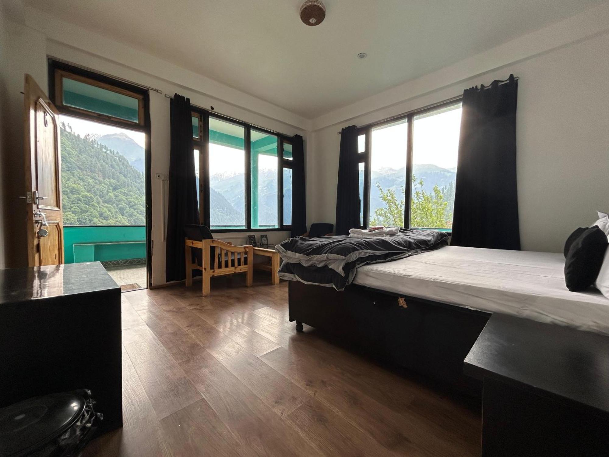 Aman Resort, Tosh Village, Himachal Pradesh Exterior photo